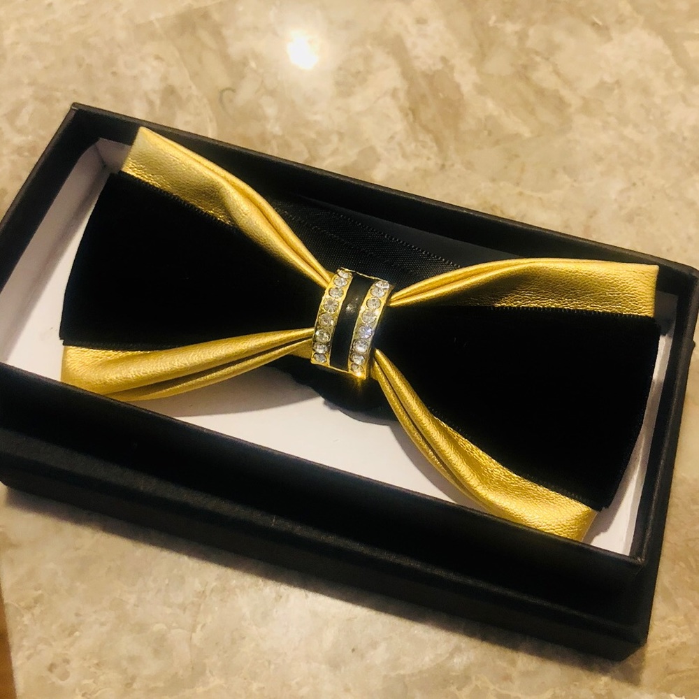 Men's Pre-tied Bow Ties With Crystal Decoration